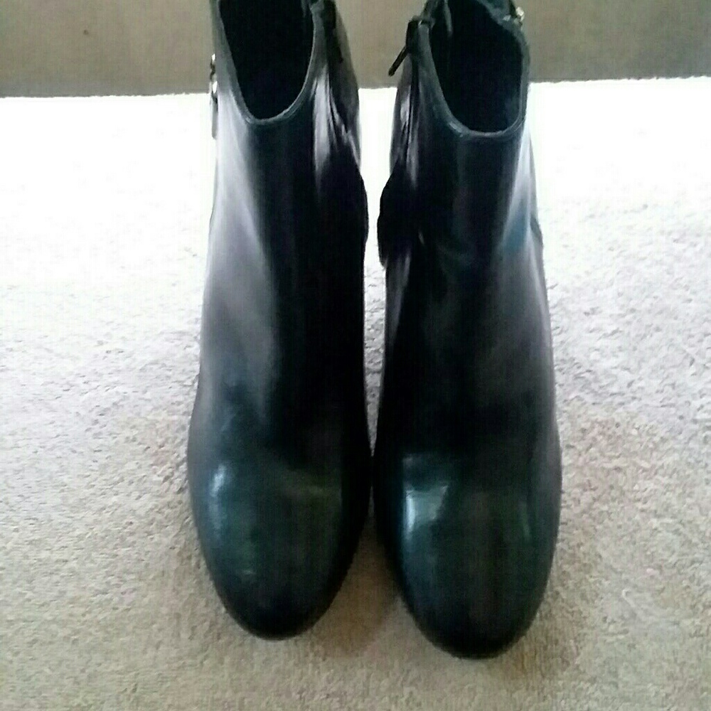 Womens shoe